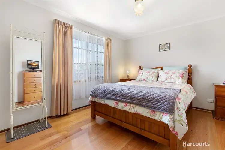 Fifth view of Homely house listing, 7 Mikkell Court, Pakenham VIC 3810