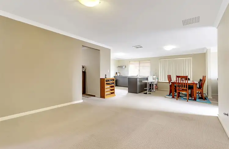 Seventh view of Homely house listing, 5 Otunic Way, Madeley WA 6065