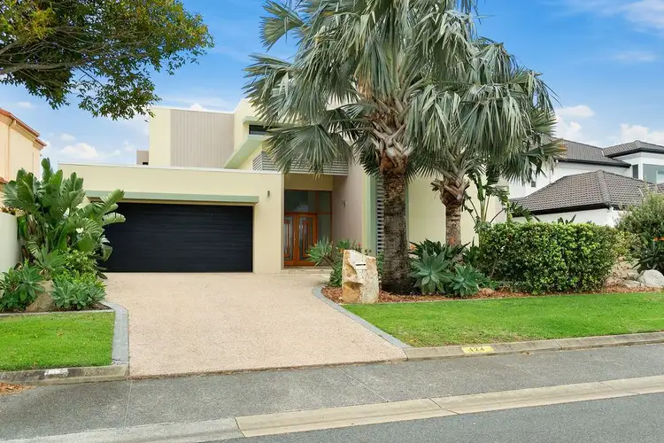 124 Sir Bruce Small Boulevard, Benowa Waters QLD 4217