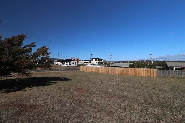 23 Victoria Street, Swansea TAS 7190