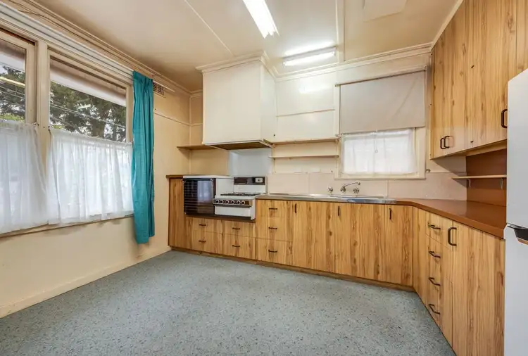 Second view of Homely house listing, 5 Waitara Grove, Norlane VIC 3214