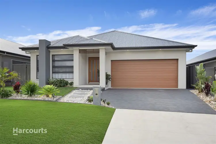 11 Meander Drive, Calderwood NSW 2527
