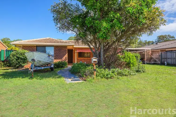 5 Hawaii Cr, Banksia Beach QLD 4507