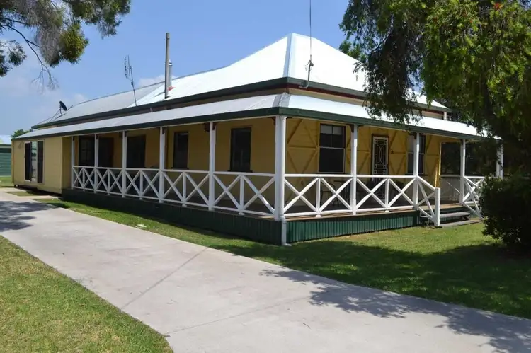 12 George Street, Allora QLD 4362