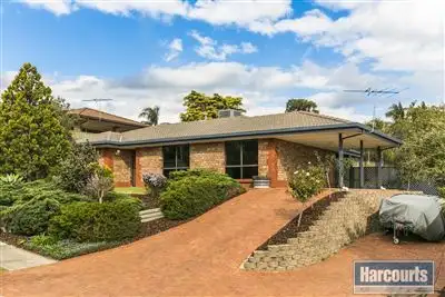 Second view of Homely house listing, 19 Genoa Court, Hallett Cove SA 5158