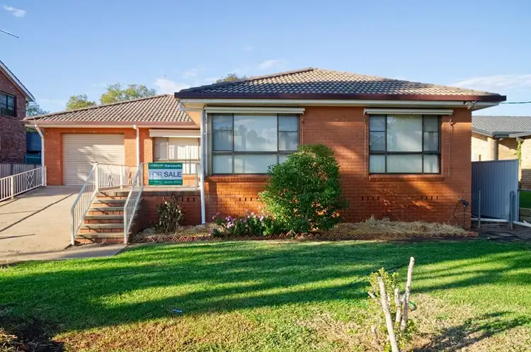 80 Gibbons Street, Narrabri NSW 2390