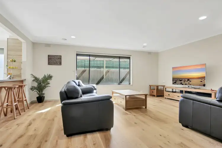 Fifth view of Homely house listing, 7 Moulamein Court, Hamlyn Heights VIC 3215