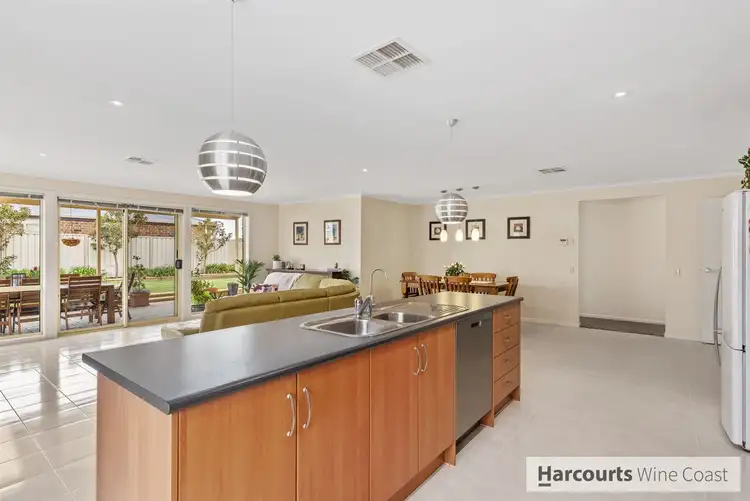 69 Pridham Boulevard, Aldinga Beach SA 5173