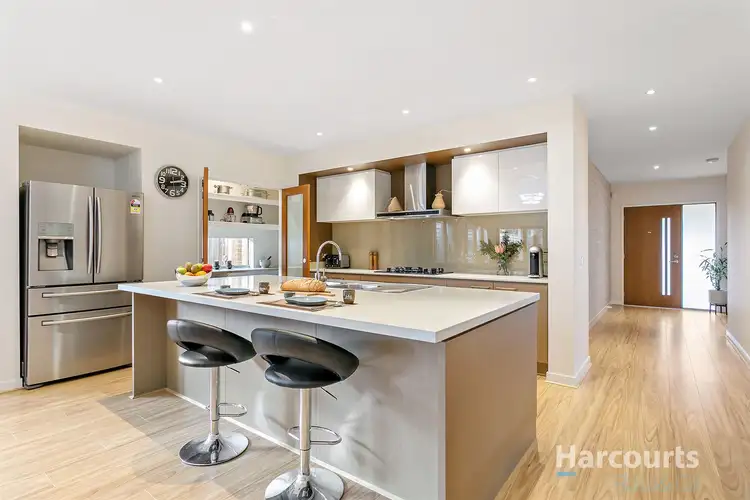 Second view of Homely house listing, 5 Pier Avenue, Doreen VIC 3754