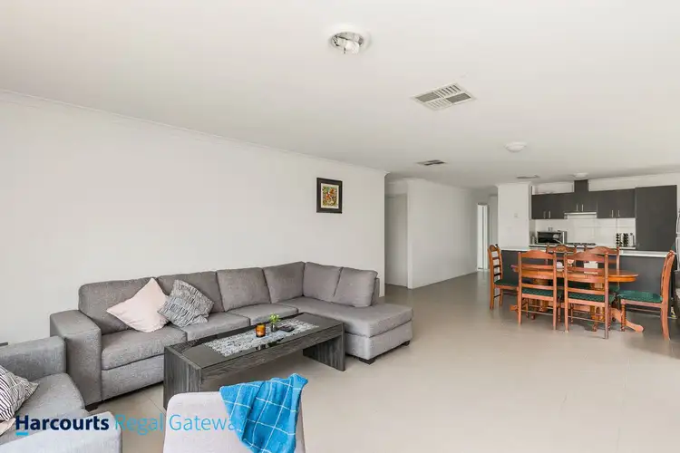 Fifth view of Homely house listing, 6 Fertito Entrance, Success WA 6164