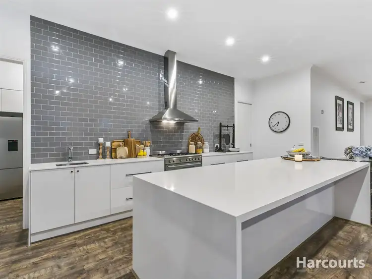 Sixth view of Homely house listing, 5 Harrods Close, Drouin VIC 3818