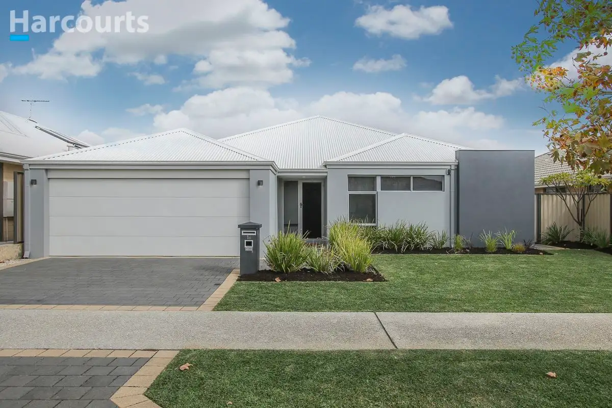 Main view of Homely house listing, 16 Belmore Bend, Aubin Grove WA 6164