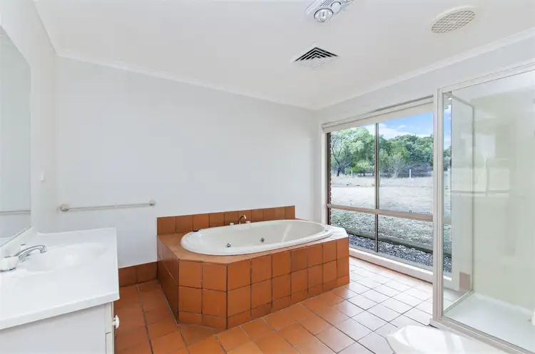 Fifth view of Homely house listing, 244 North Boundary Road, Hamilton VIC 3300