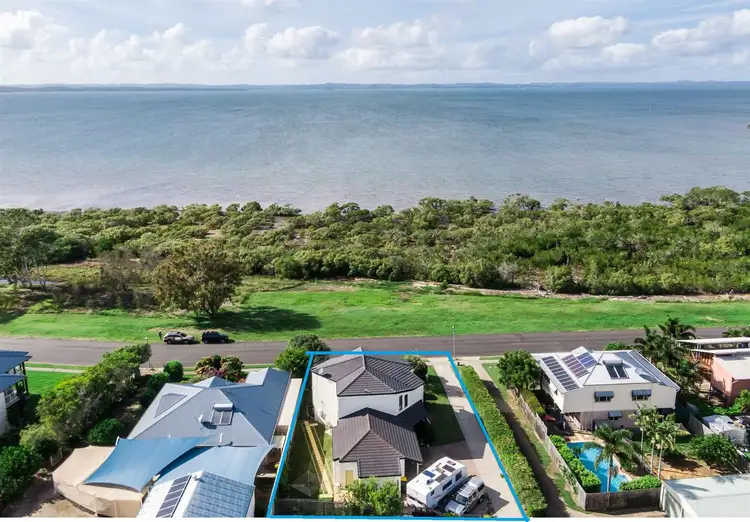 684 Esplanade, Urangan QLD 4655