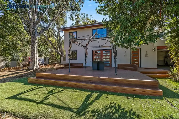 13 Trafalgar Road, Lesmurdie WA 6076