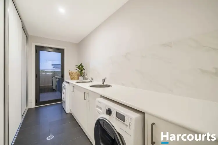 Fifth view of Homely house listing, 22 Edna Thompson Crescent, Casey ACT 2913