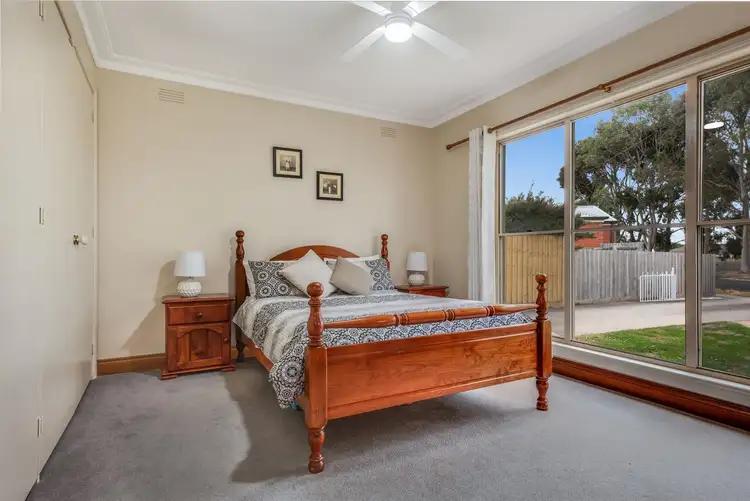 Sixth view of Homely house listing, 2 Grace Court, Herne Hill VIC 3218