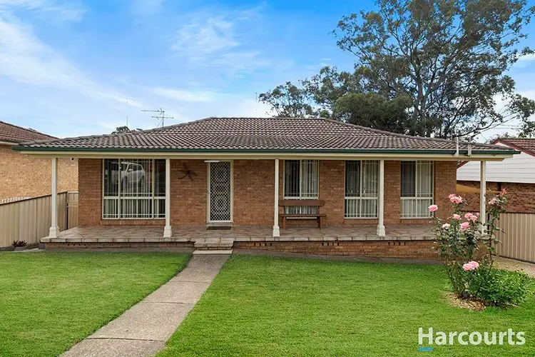 15 Cromdale Parade, Maryland NSW 2287