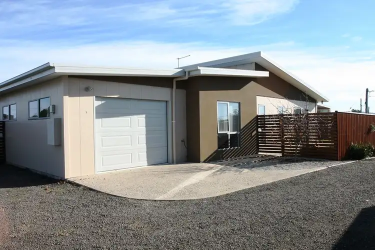 1/5 Lindsay Parade, St Helens TAS 7216