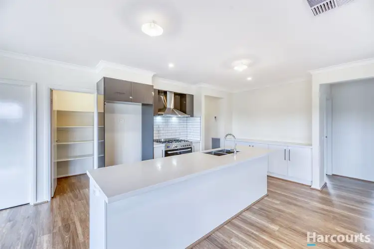 Sixth view of Homely house listing, 30 Lyndhurst Square, Drouin VIC 3818