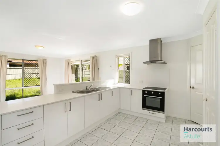 69 St James Street, Forest Lake QLD 4078