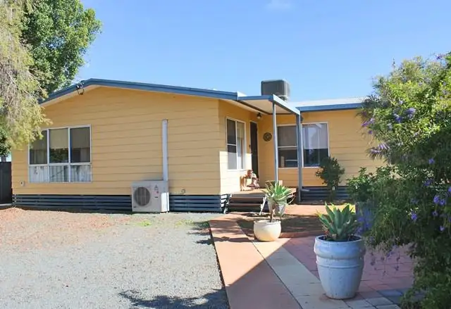 15 Longworth Street, Cobar NSW 2835