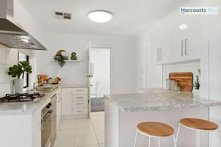 19 Elena Crescent, Hallett Cove SA 5158
