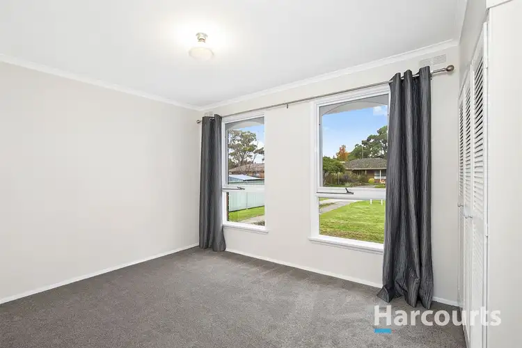Fifth view of Homely unit listing, 1/4 Glenvale Road, Mount Clear VIC 3350