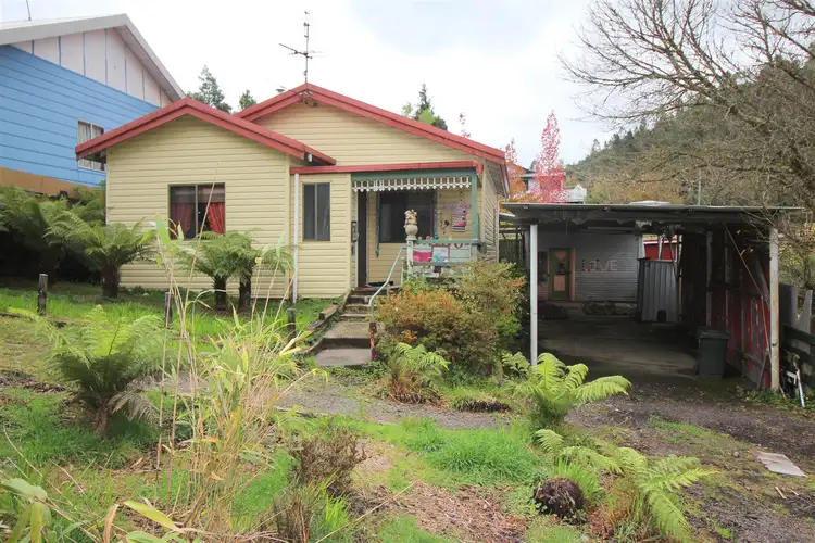 8 Colville Street, Queenstown TAS 7467