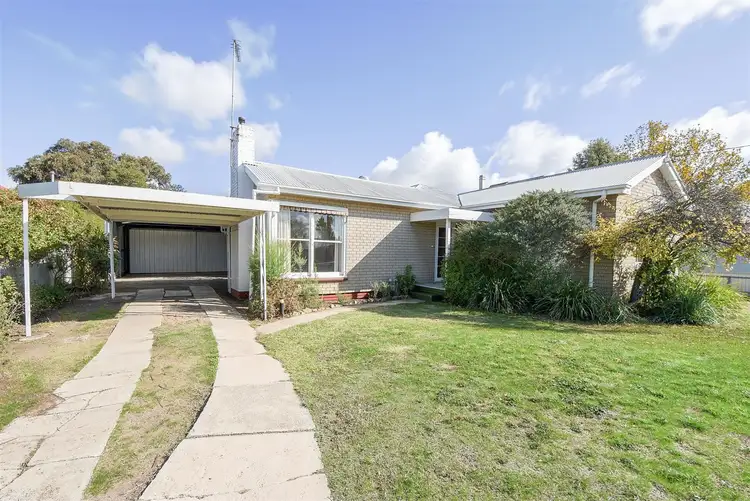 2 Kalimna Avenue, Horsham VIC 3400