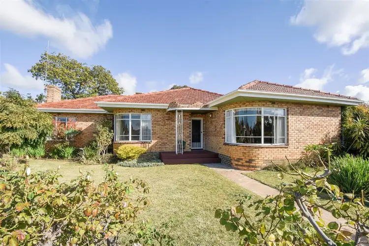 4 Kalimna Avenue, Horsham VIC 3400