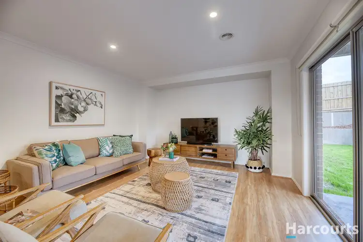 Fifth view of Homely house listing, 19 Byron Drive, Drouin VIC 3818