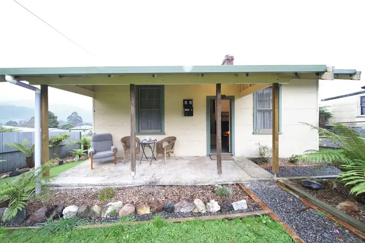 6 Read Street, Rosebery TAS 7470