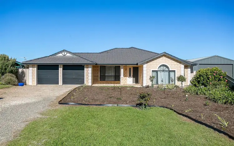 Second view of Homely house listing, 8 Beryl Court, Middleton SA 5213
