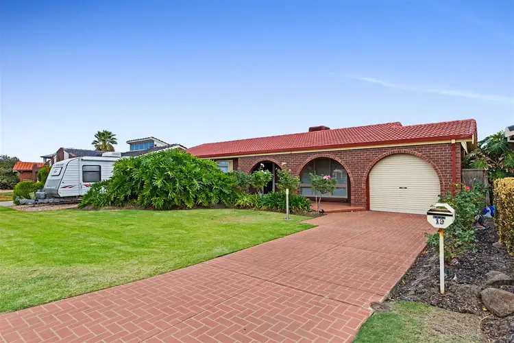 19 Newcombe Avenue, West Lakes Shore SA 5020
