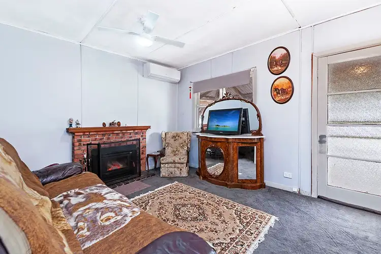 Fifth view of Homely house listing, 11 Beath Street, Hamilton VIC 3300