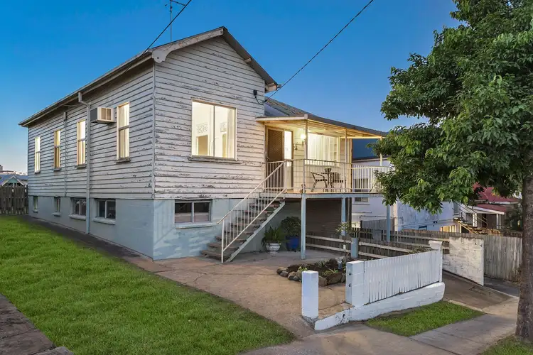 60 Park Road West, Dutton Park QLD 4102