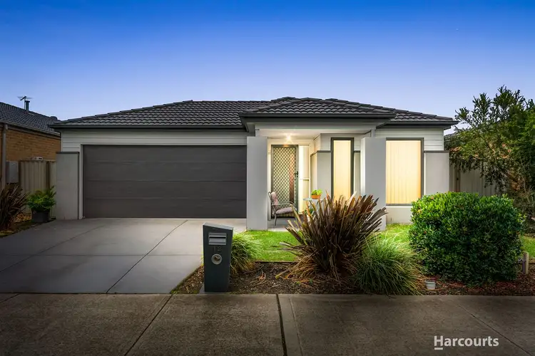 12 Victory Drive, Pakenham VIC 3810