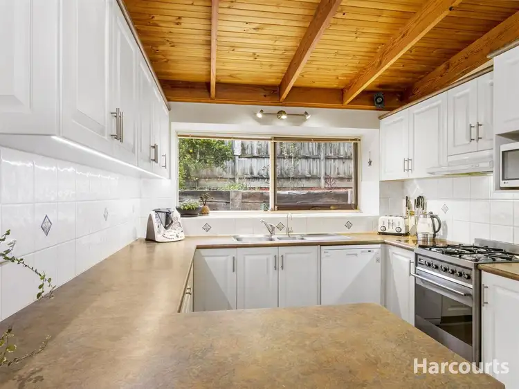 Sixth view of Homely house listing, 19 Windhaven Court, Warragul VIC 3820