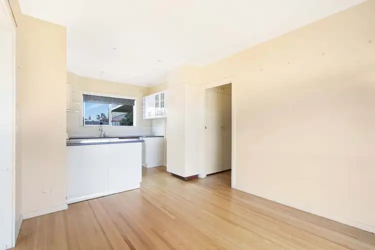 Sixth view of Homely house listing, 7 Glenda Court, Bairnsdale VIC 3875
