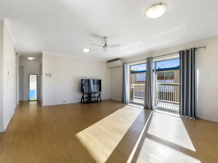 Third view of Homely unit listing, 6/15 Macaulay Street, Coorparoo QLD 4151
