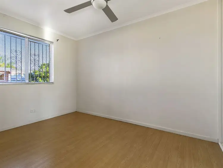 Fifth view of Homely unit listing, 6/15 Macaulay Street, Coorparoo QLD 4151
