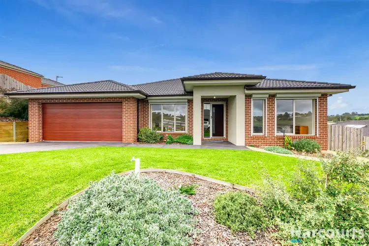 6 Sunline Street, Drouin VIC 3818