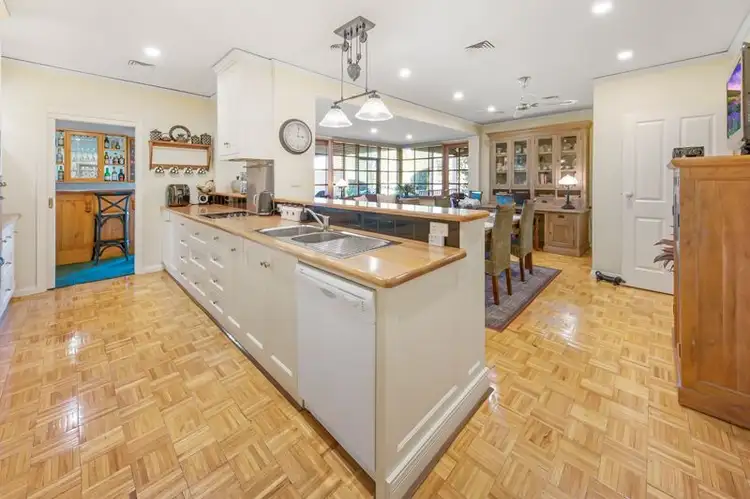Fourth view of Homely house listing, 8 Caraselle Avenue, Wangaratta VIC 3677