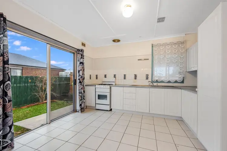 1/11 Camellia Crescent, Norlane VIC 3214