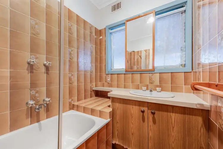 Fifth view of Homely unit listing, 1/11 Camellia Crescent, Norlane VIC 3214