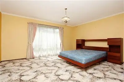 Sixth view of Homely house listing, 25 Gwyn Rise, Vermont South VIC