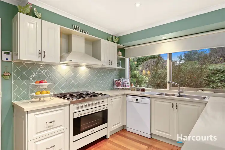 Second view of Homely house listing, 7 Farmillo Court, Lysterfield VIC 3156