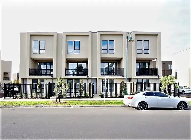 Main view of Homely townhouse listing, 51 Crefden St, Maidstone VIC 3012