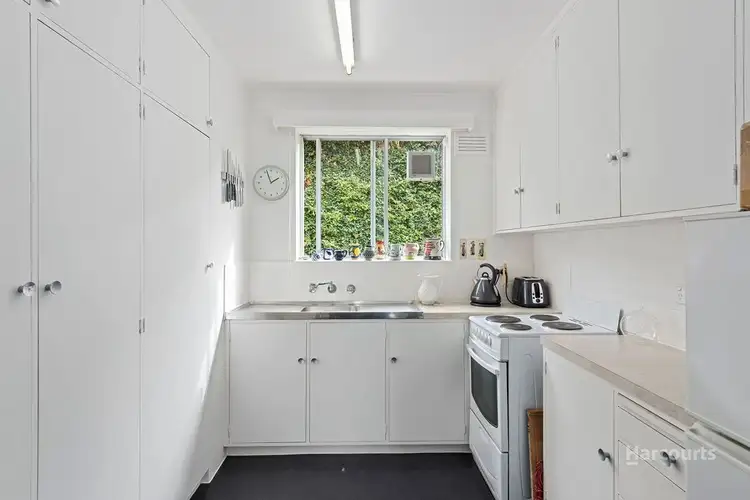 Fifth view of Homely unit listing, 4/50 Marieville Esplanade, Sandy Bay TAS 7005